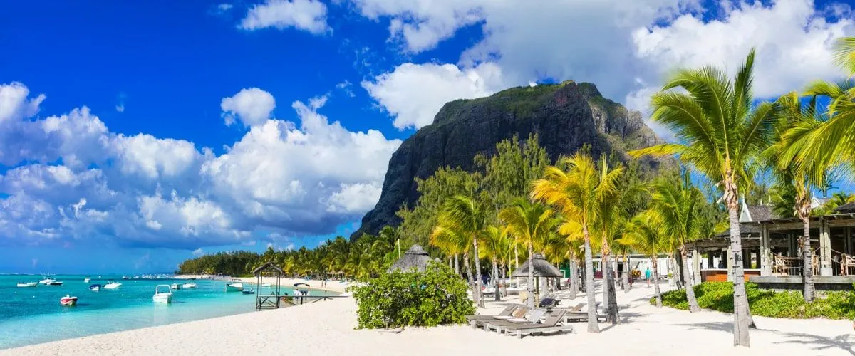 Top Beaches In Mauritius To Soak In The Gleaming Beauty Of Seas