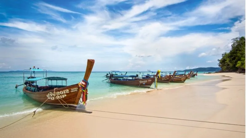 Phi Phi Islands- Discovering Romance In the Surreal Islands