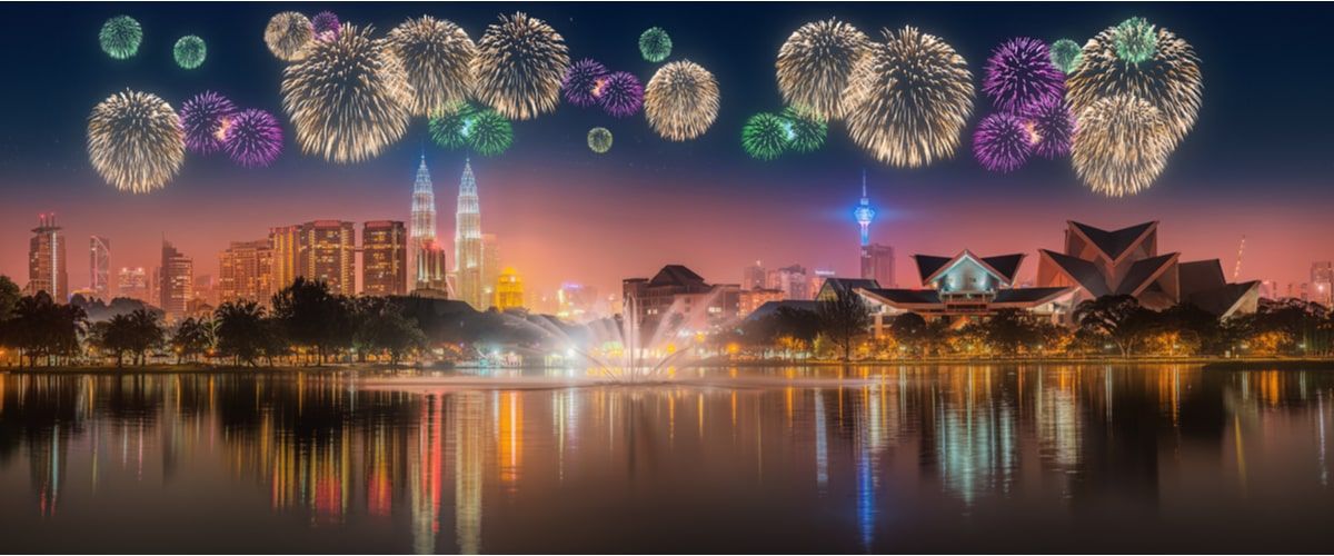 New Year 2023 in Malaysia: Jubilate the Day with the Colors of Multiculturalism