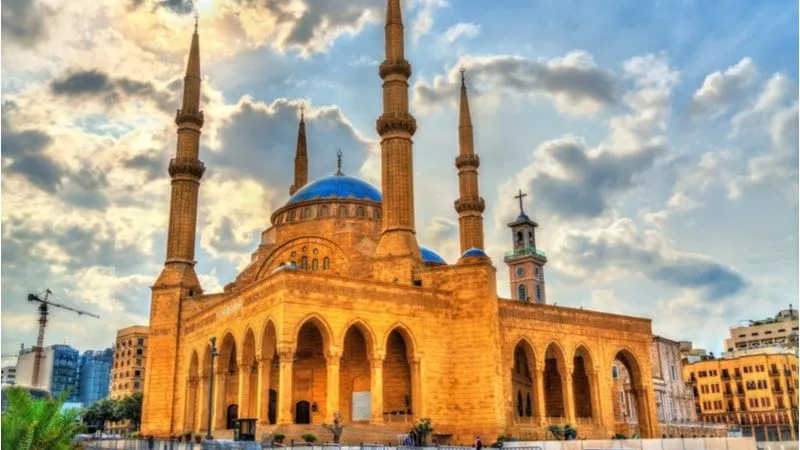 Spend Tranquil Moments in Mohammad Al-Amin Mosque