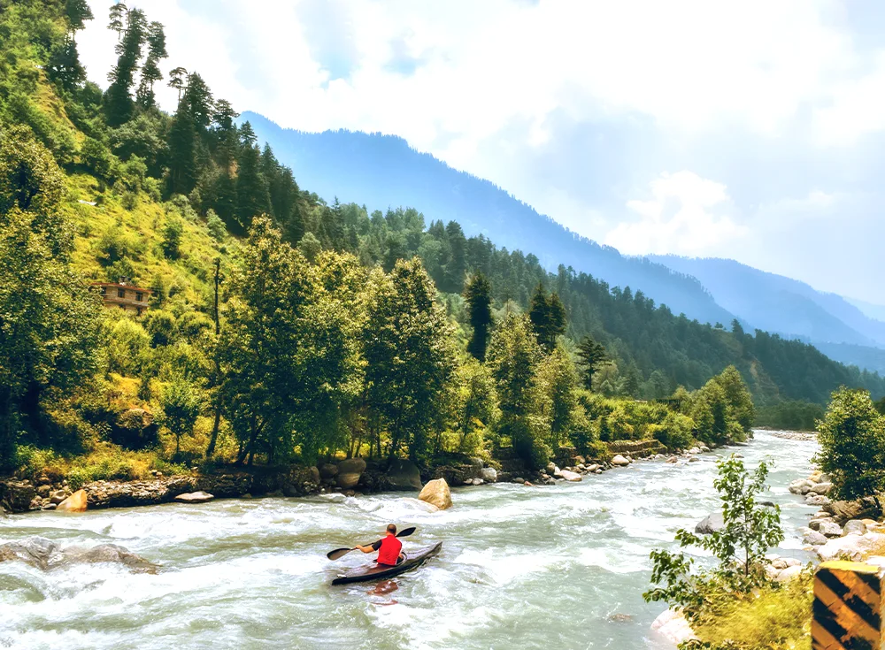 Beautiful Manali and Kullu Adventure Tour Package for 5 Days 4 Nights