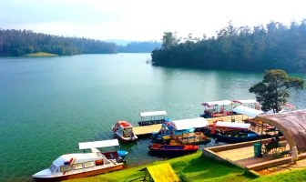 Mesmerizing Ooty Family Tour Package for 2 Days 1 Night