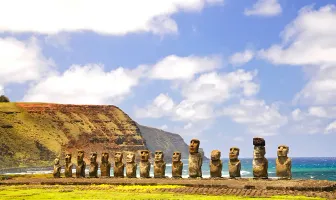 7 Nights 8 Days Santiago and Easter Island Honeymoon Package