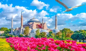 Cappadocia and Istanbul 5 Nights 6 Days Tour Package for Couple
