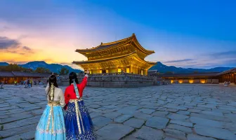 Unforgettable 5 Nights 6 Days South Korea Honeymoon Package