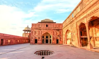 3 Nights 4 Days Agra and Jaipur Tour Package