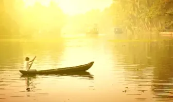 Kochi and Munnar 5 Nights 6 Days Honeymoon Package with Alleppey
