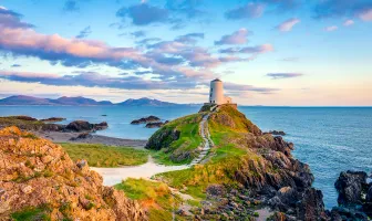3 Nights 4 Days Wales Tour Package