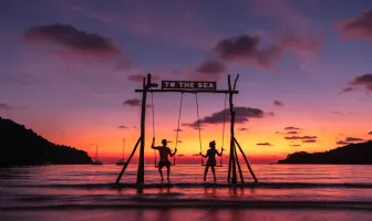 Mesmerizing Fiji Honeymoon Package for 6 Days 5 Nights