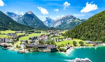 Incredible Austria Couple Tour Package for 8 Nights 9 Days