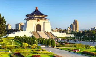 5 Days 4 Nights Kaohsiung and Taipei Tour Package