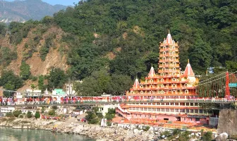 Aluuring Rishikesh Couple Tour Package for 5 Days 4 Nights