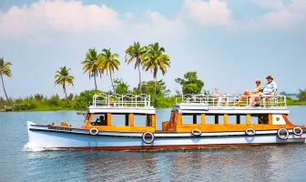 Alleppey and Munnar Honeymoon Package For 4 Days 3 Nights 