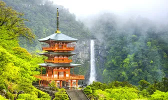 Unforgettable 4 Nights 5 days Japan Couple Tour Package