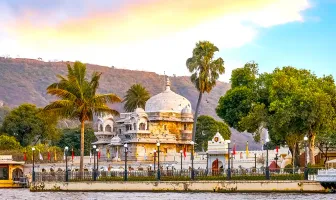 2 Nights 3 Days Udaipur Honeymoon Package 2 Nights 3 Days Udaipur Honeymoon Package