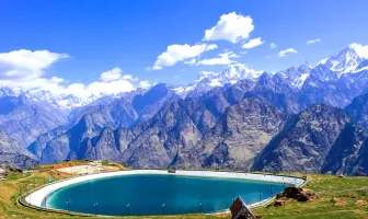 Unforgettable 2 Nights 3 Days Auli Family Tour Package Unforgettable 2 Nights 3 Days Auli Family Tour Package
