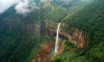Shillong 4 Nights 5 Days Tour Package with Cherrapunjee