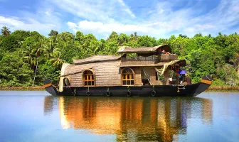 Magical Kerala luxury Tour Package for 7 Days 6 Nights