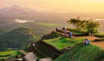 Lovely Sri Lanka Honeymoon Package for 6 Days 5 Nights