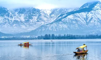 Exotic Kashmir 6 Nights 7 Days luxury Tour Package