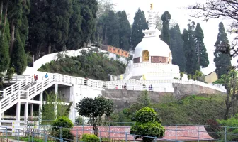 4 Nights 5 Days Gangtok and Darjeeling Group Tour Package