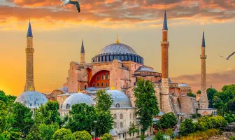 4 Days 3 Nights Istanbul Tour Package for Couple