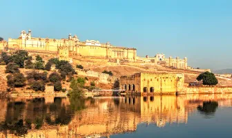Jaipur Couple Tour Package for 5 Days 4 Nights