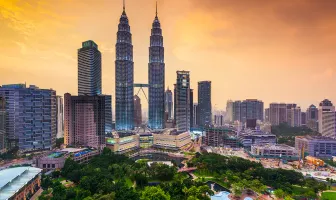 Memorable Malaysia 3 Nights 4 Days New Year Tour Package