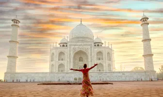 2 Nights 3 Days Agra Tour Package