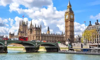 Delightful London 6 Nights 7 Days Couple Tour Package with Paris