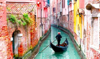 2 Nights 3 Days Venice Tour Package