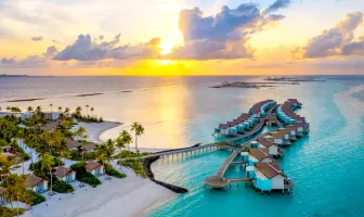 5 Nights 6 Days Sheraton Maldives Full Moon Resort & Spa Tour Package