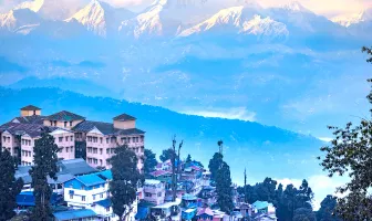 Gangtok and Darjeeling 6 Nights 7 Days Honeymoon Package