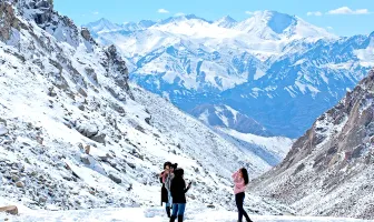 5 Days 4 Nights Scintillating Honeymoon Package for Ladakh