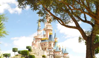 Passionate Paris with Disneyland 4 Nights 5 Days Tour Package