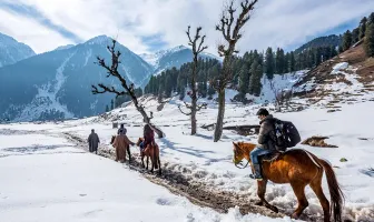 Kashmir Tour Package With Ladakh 10 Nights 11 Days